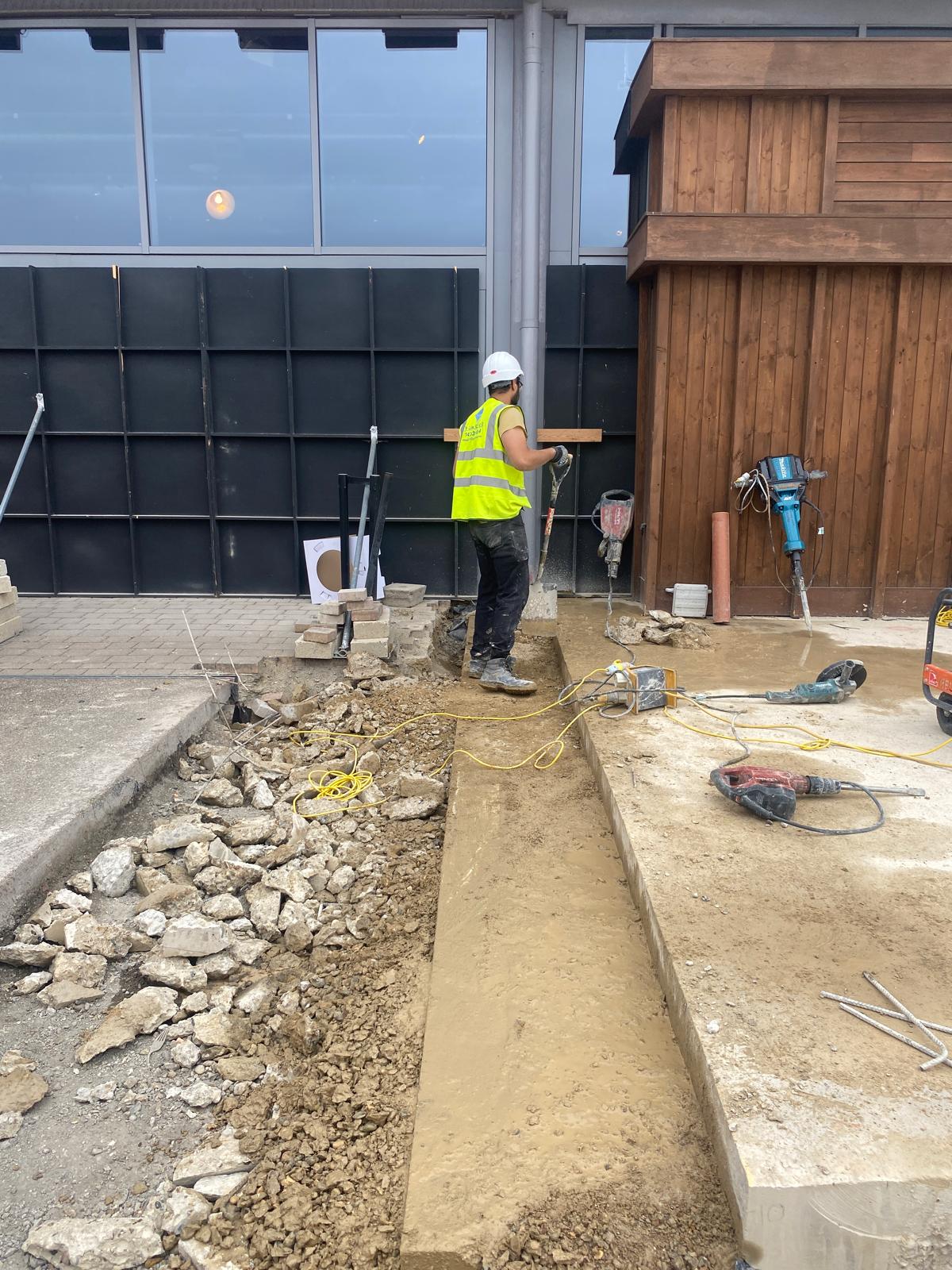 t line construction image (5)